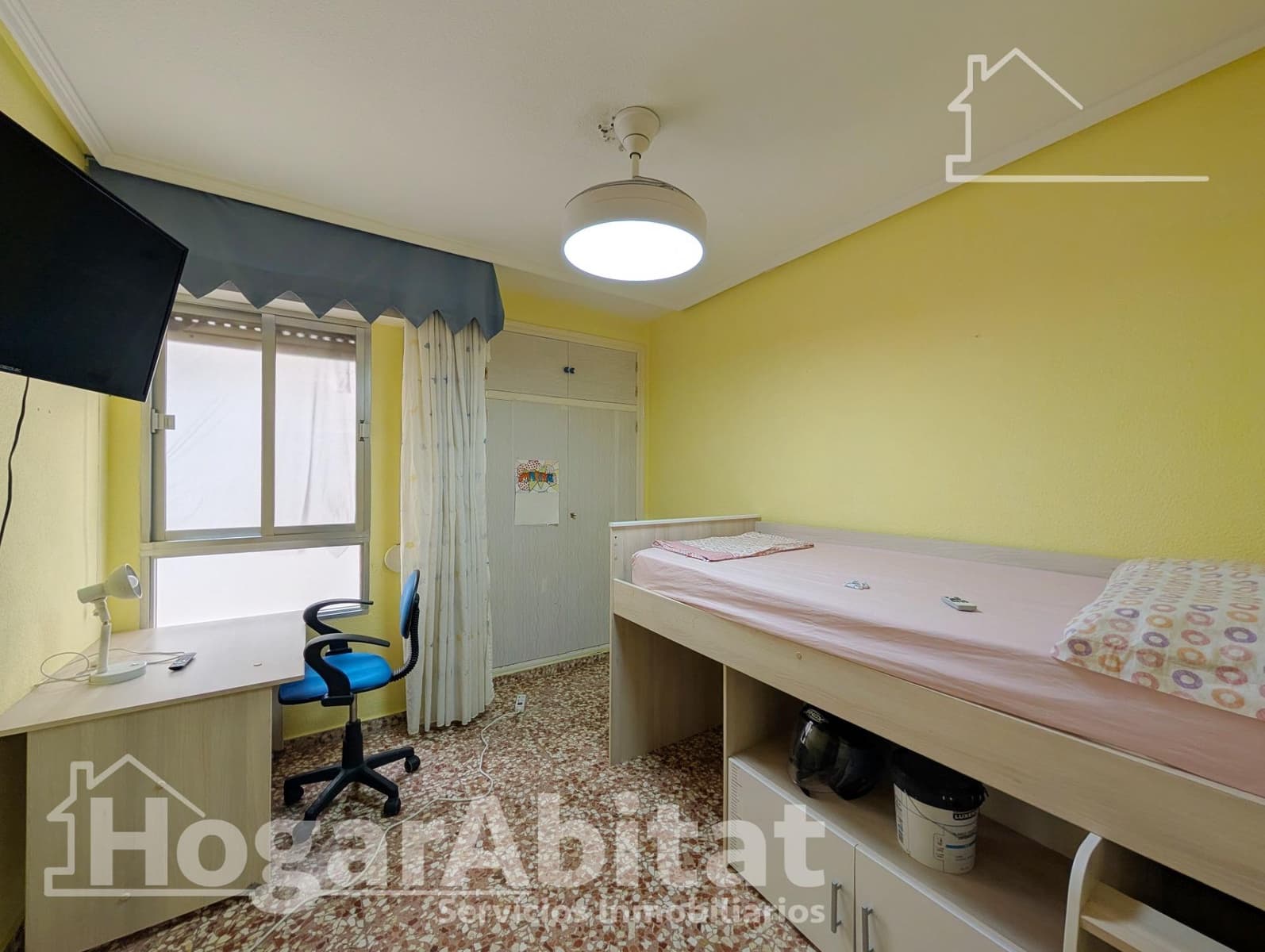 4 bedroom Flat for sale in San Vicente / Sant Vicent del Raspeig with garage - € 239,000 (Ref: 10047410)