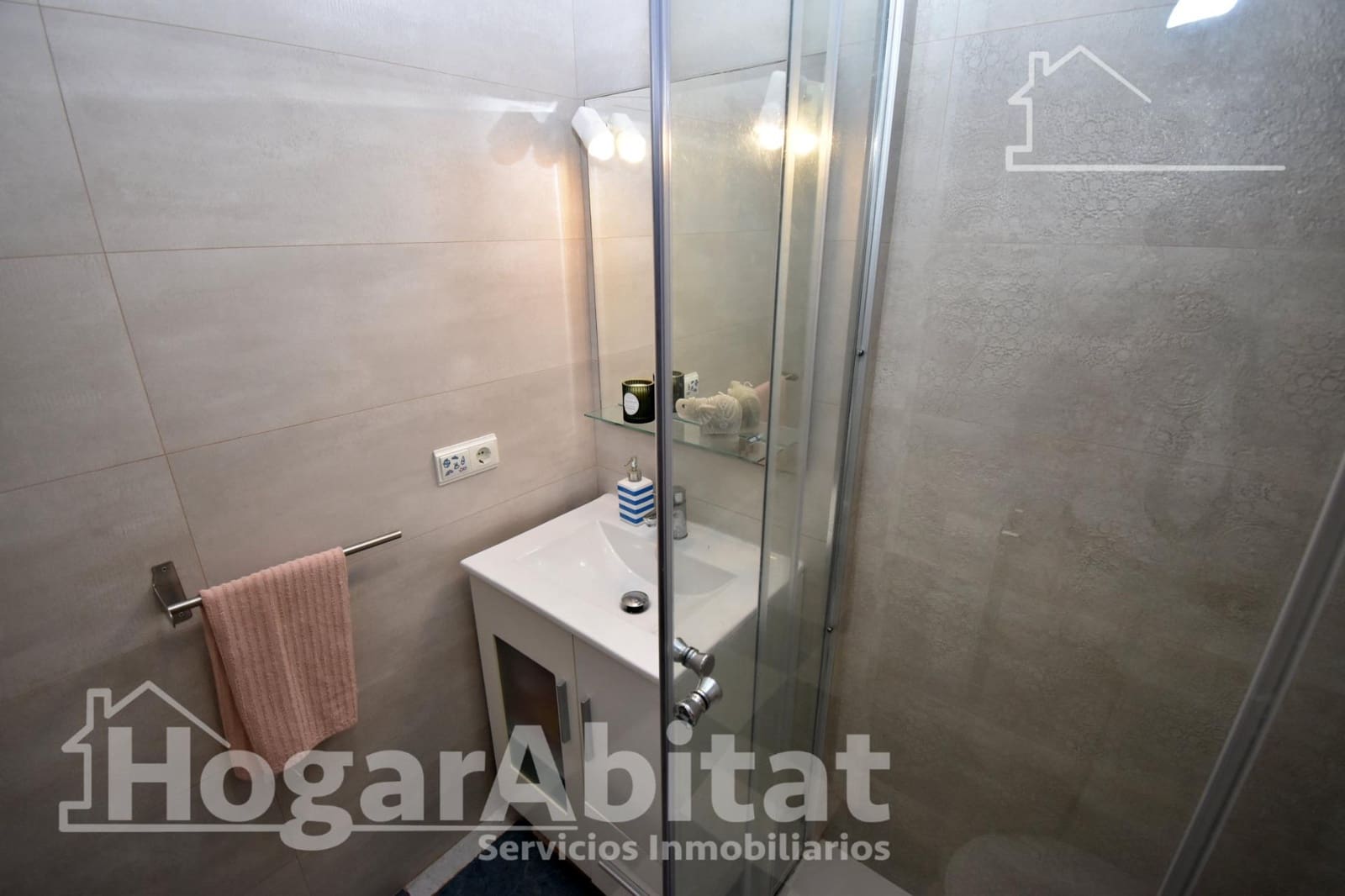 2 bedroom Apartment for sale in Oropesa  with pool - € 177,000 (Ref: 10047411)