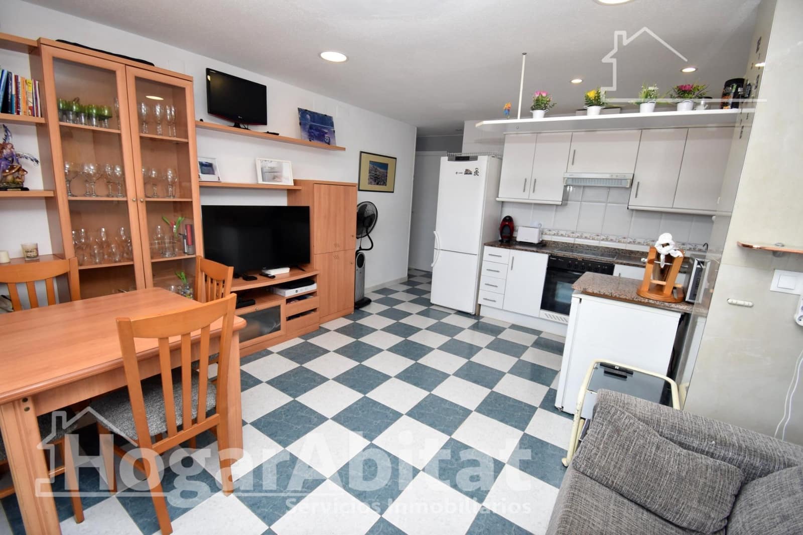 2 bedroom Apartment for sale in Oropesa  with pool - € 177,000 (Ref: 10047411)