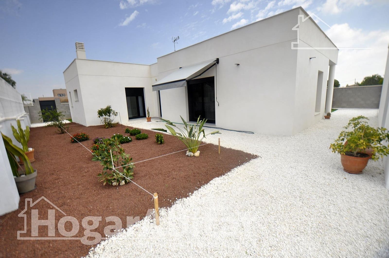 3 soverom Villa til salgs i Riba-roja de Turia med garasje - € 495 000 (Ref: 10047421)