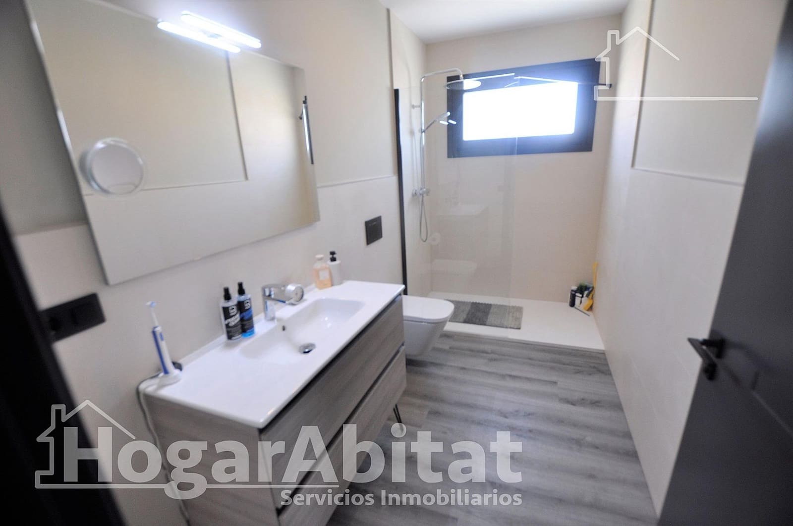3 soverom Villa til salgs i Riba-roja de Turia med garasje - € 495 000 (Ref: 10047421)