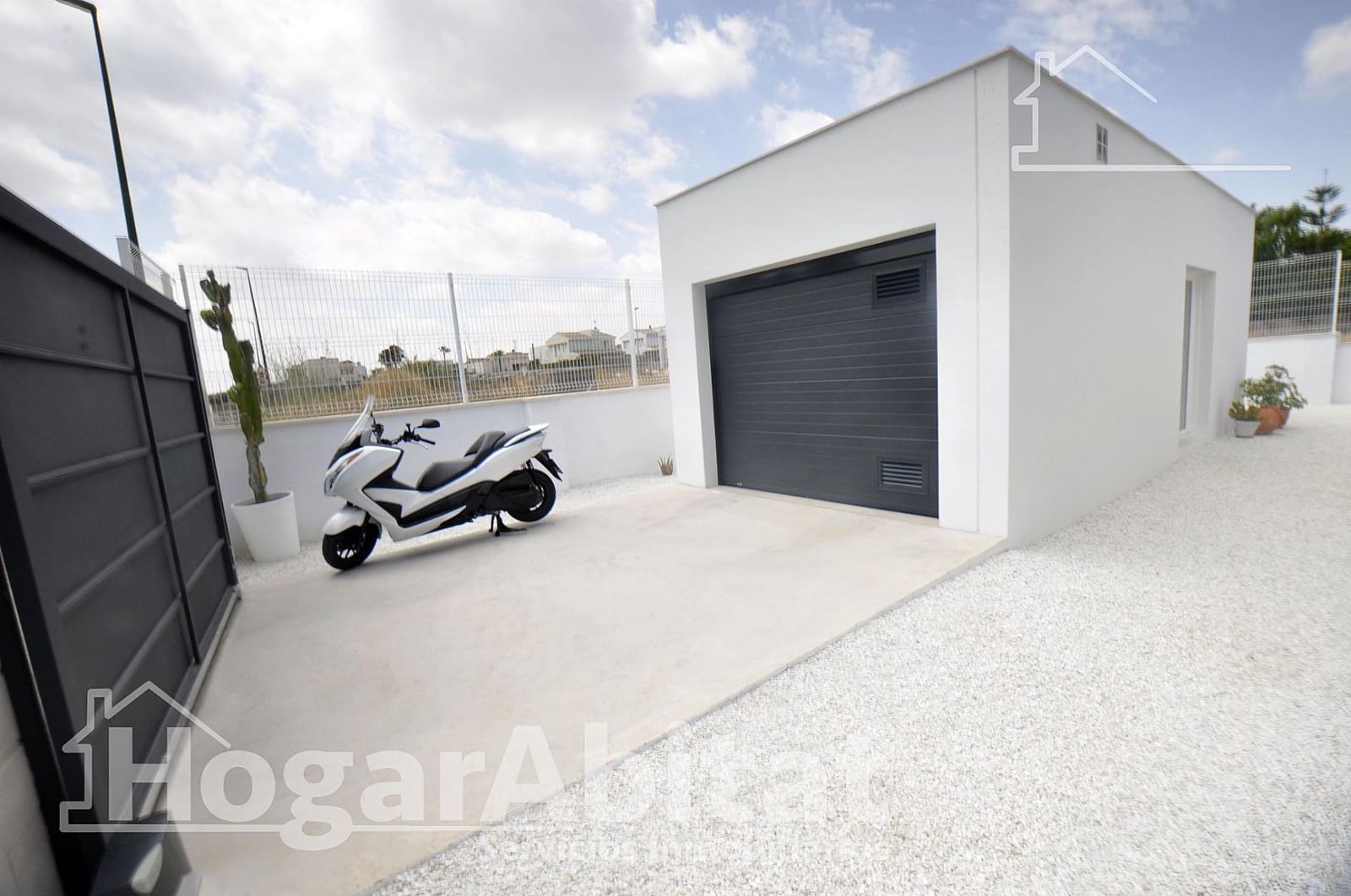 3 soverom Villa til salgs i Riba-roja de Turia med garasje - € 495 000 (Ref: 10047421)
