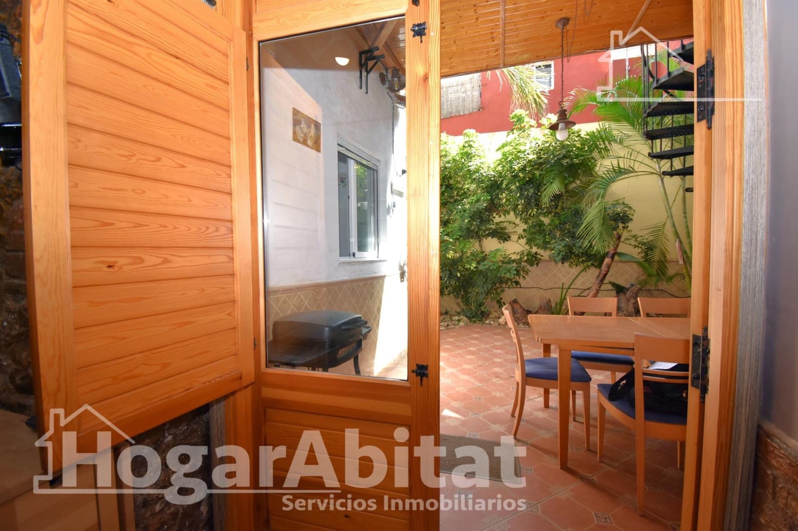 8 Zimmer Haus zu verkaufen in Valencia Stadt - 879.000 € (Ref: 10047422)