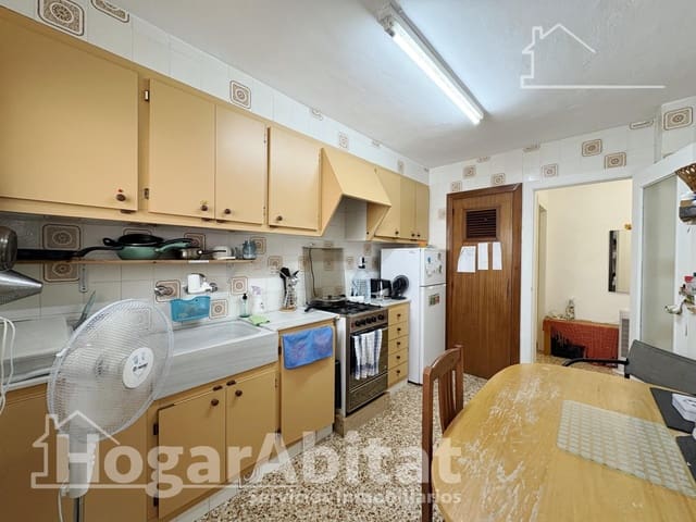 3 makuuhuone Asunto myytävänä paikassa Tavernes de la Valldigna mukana 
autotalli - 115 000 € (Ref: 10049389)