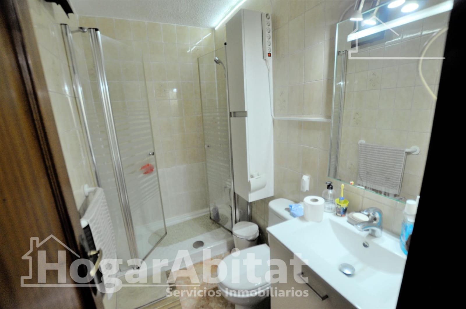 4 Zimmer Reihenhaus zu verkaufen in Valencia Stadt - 335.000 € (Ref: 10049390)