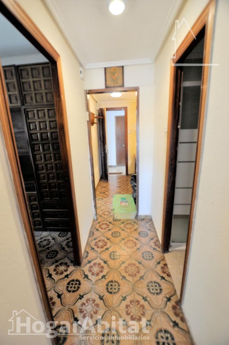 Piso de 3 habitaciones en València ciudad en venta - 215.000 € (Ref: 10049398)