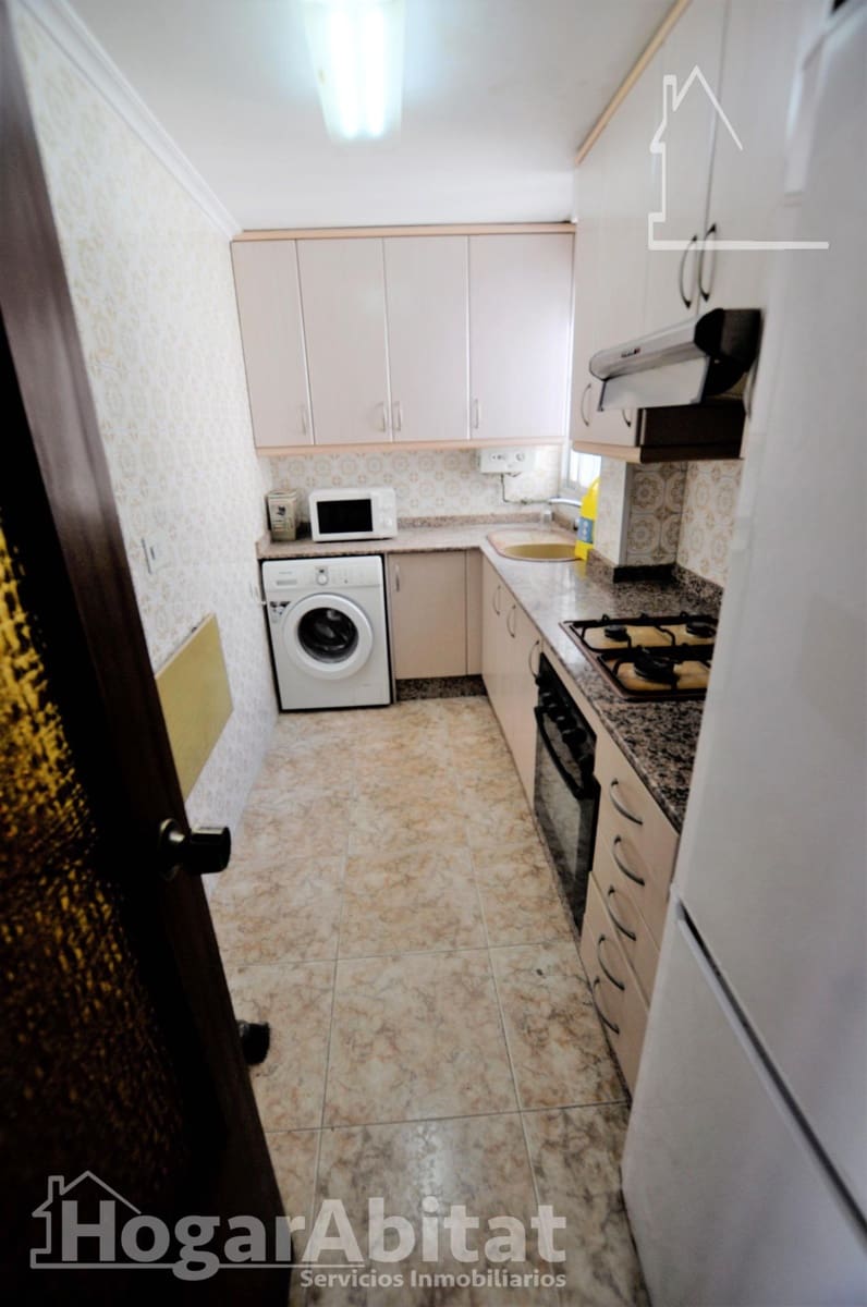 Piso de 3 habitaciones en València ciudad en venta - 215.000 € (Ref: 10049398)