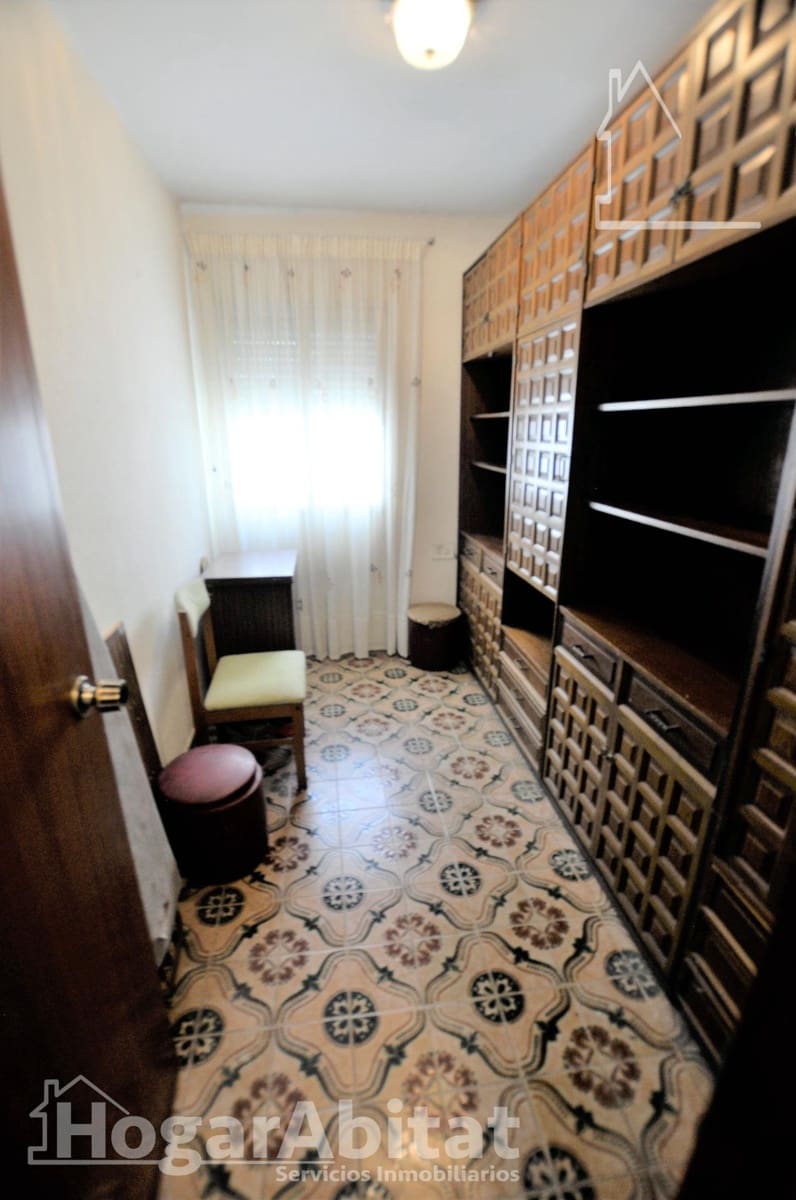 Piso de 3 habitaciones en València ciudad en venta - 215.000 € (Ref: 10049398)