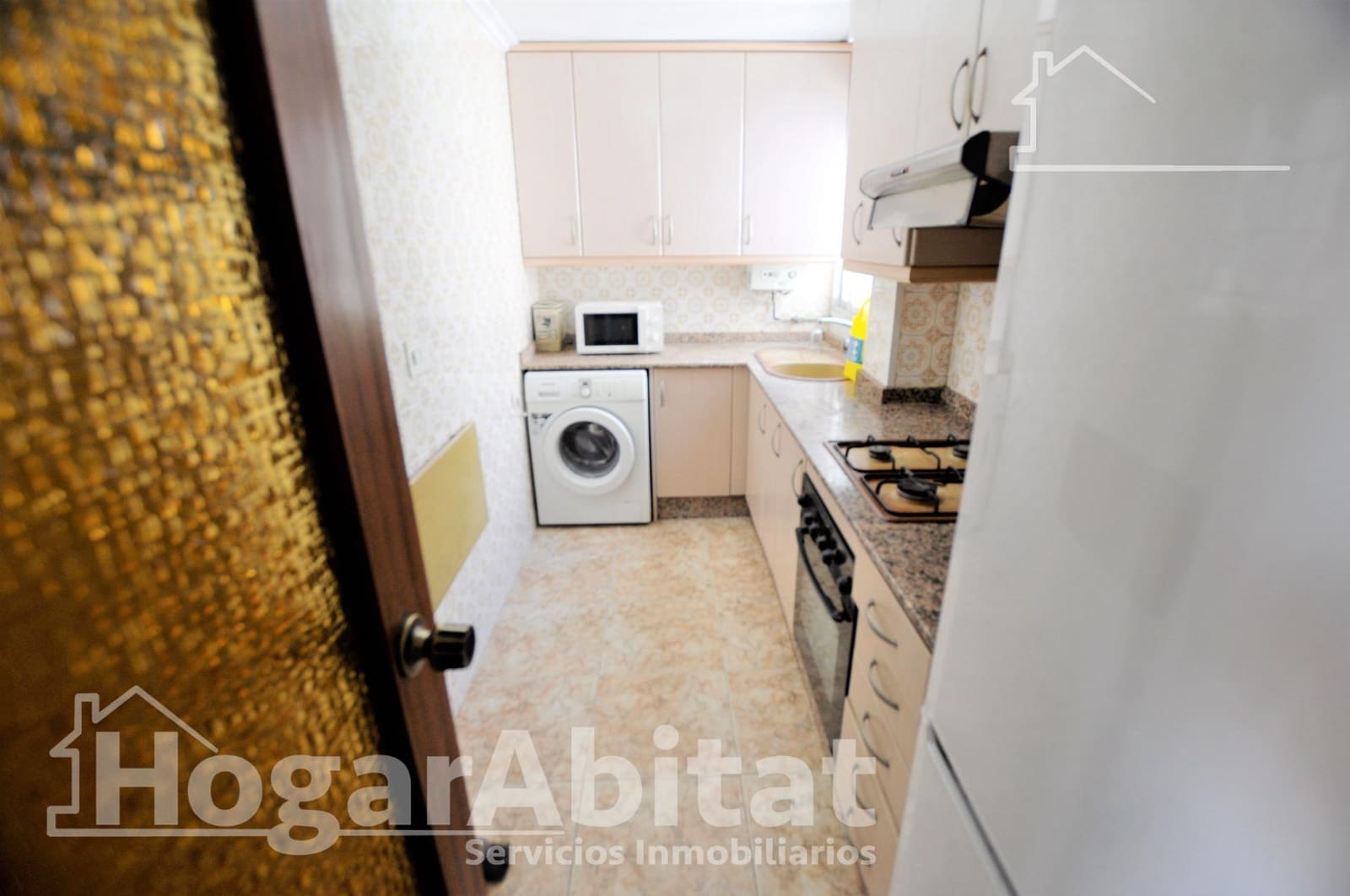 Piso de 3 habitaciones en València ciudad en venta - 215.000 € (Ref: 10049398)