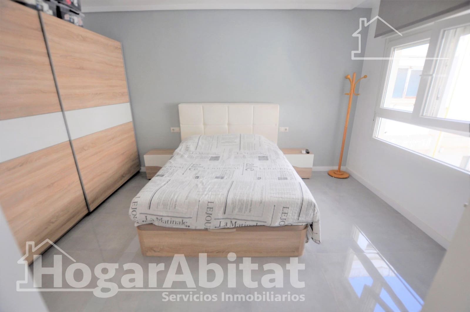 3 bedroom Penthouse for sale in Valencia city - € 450,000 (Ref: 10055370)