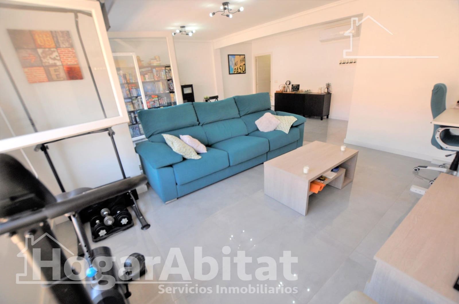 3 bedroom Penthouse for sale in Valencia city - € 450,000 (Ref: 10055370)