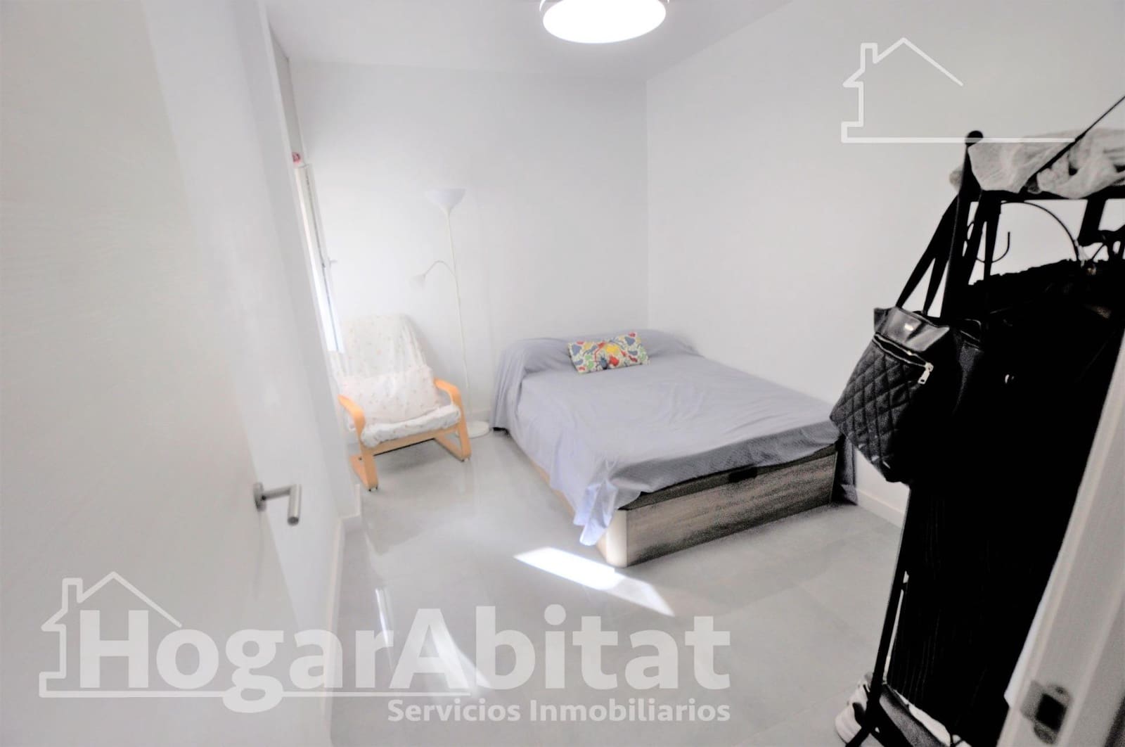 3 bedroom Penthouse for sale in Valencia city - € 450,000 (Ref: 10055370)