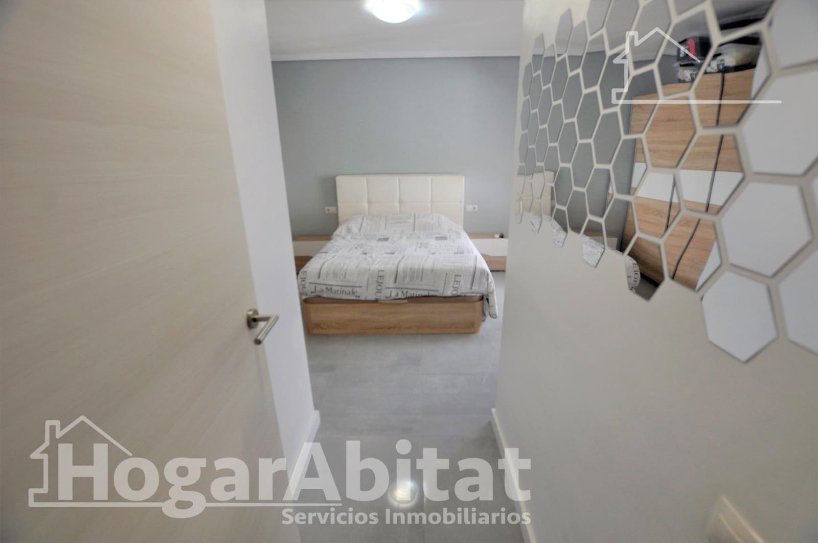 3 bedroom Penthouse for sale in Valencia city - € 450,000 (Ref: 10055370)