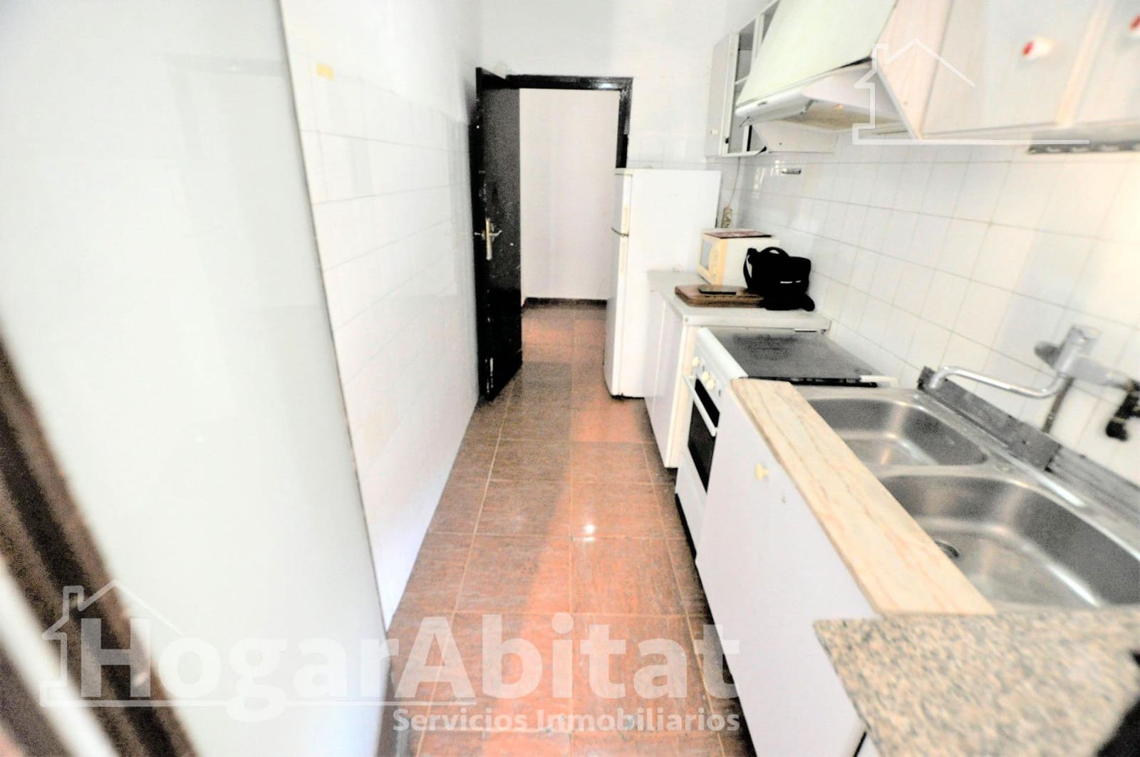 3 bedroom Flat for sale in Valencia city - € 129,000 (Ref: 10055393)