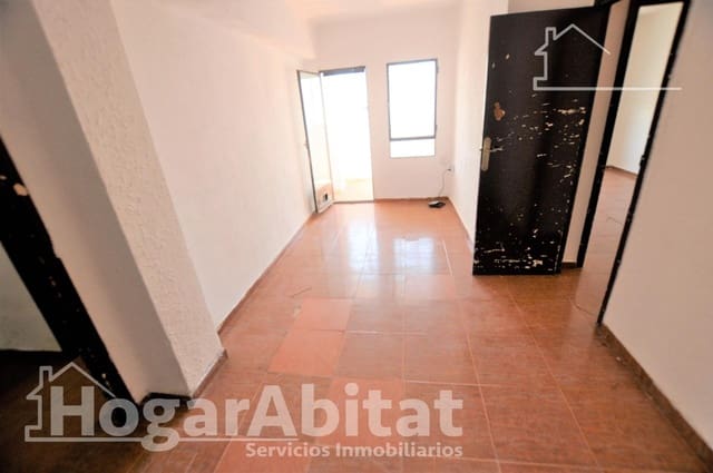 3 bedroom Flat for sale in Ciutat Fallera, Valencia city - € 129,000 (Ref: 10055393)