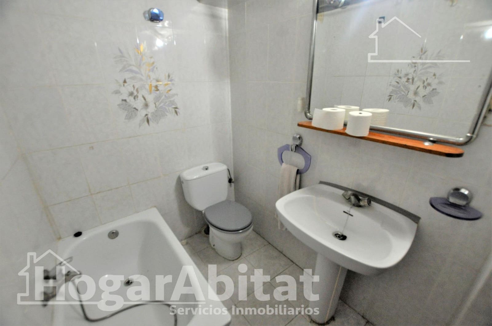 3 bedroom Flat for sale in Valencia city - € 129,000 (Ref: 10055393)
