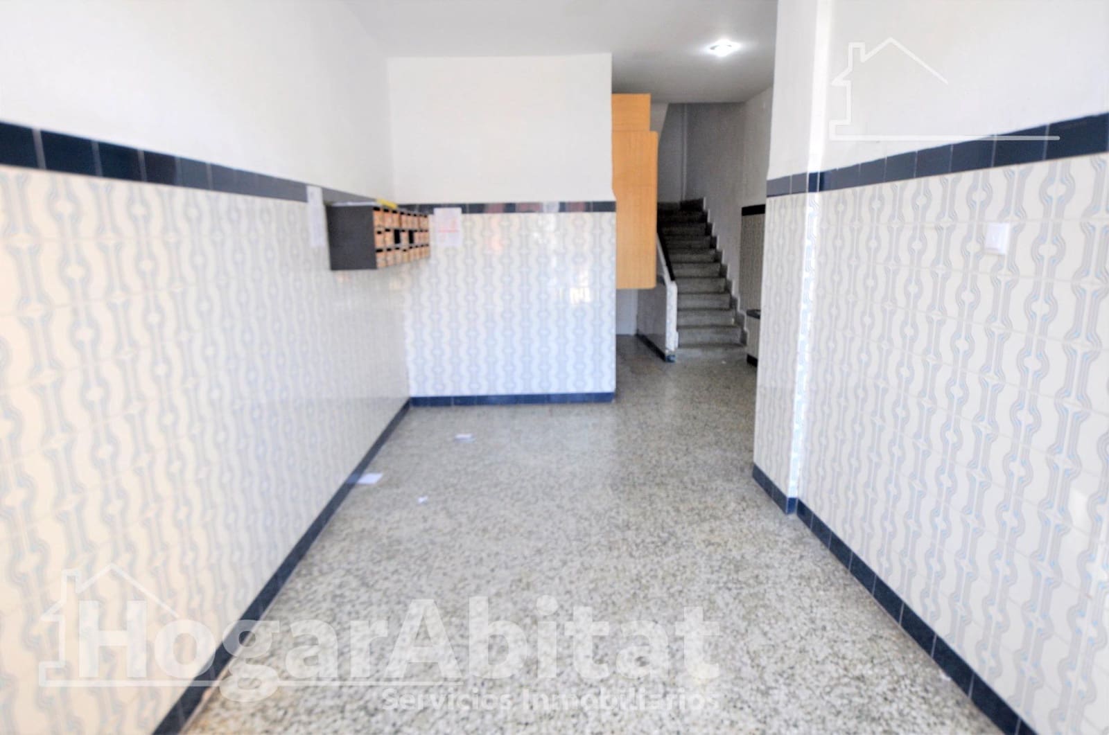 3 bedroom Flat for sale in Valencia city - € 129,000 (Ref: 10055393)