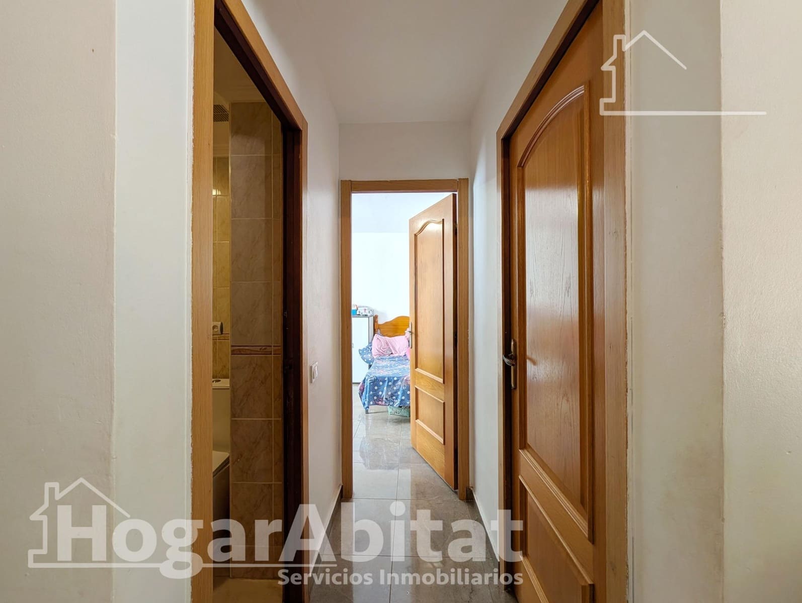 2 bedroom Flat for sale in Alicante / Alacant city - € 135,900 (Ref: 10055399)