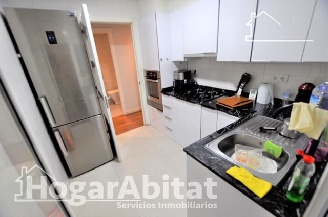 4 makuuhuone Asunto myytävänä paikassa Valencia kaupunki - 550 000 € (Ref: 10055400)