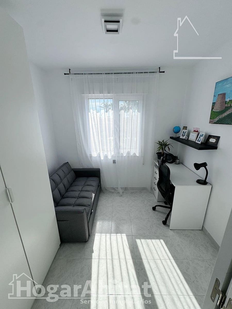 3 sovrum Lägenhet till salu i Torrevieja med garage - 199 000 € (Ref: 10055401)