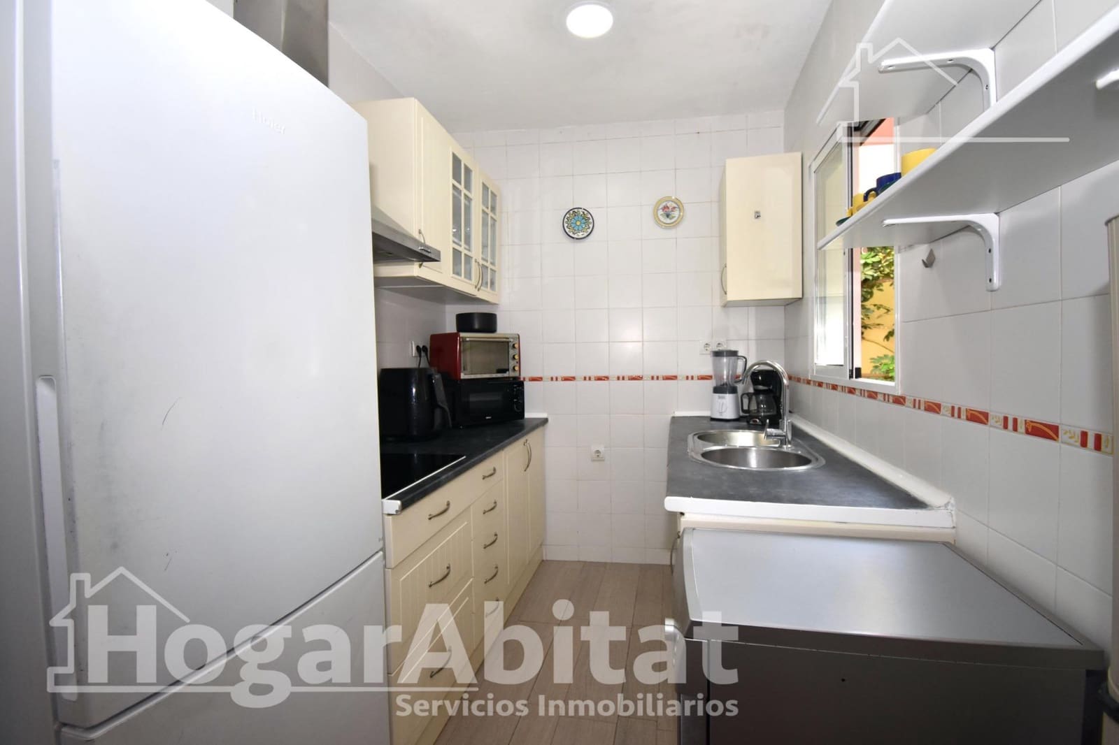 Casa de 8 habitaciones en València ciudad en venta - 879.000 € (Ref: 10055407)