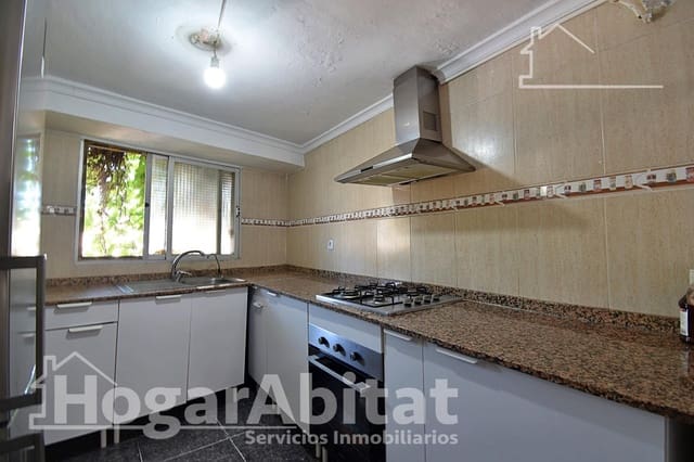 3 soverom Hus til salgs i Oliva - € 65 000 (Ref: 10055410)