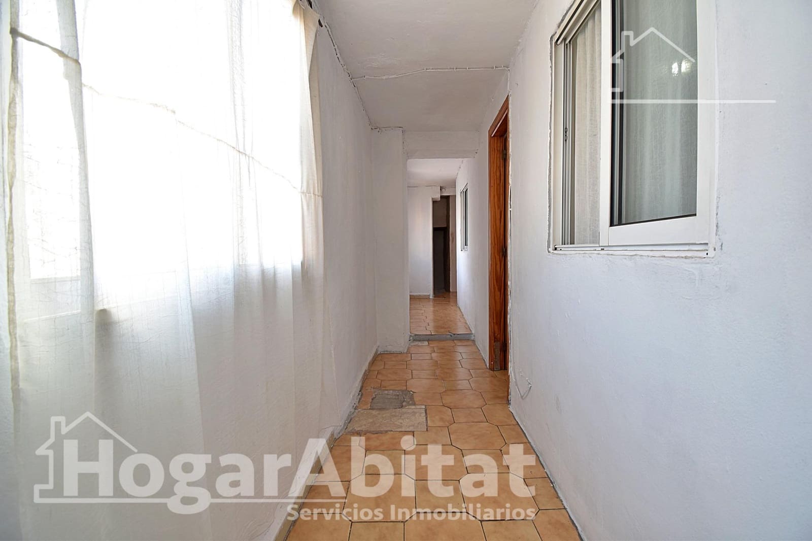 3 bedroom Townhouse for sale in Oliva - € 65,000 (Ref: 10055410)