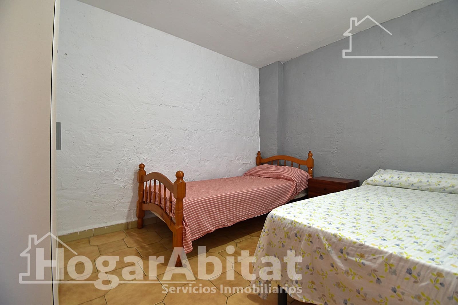 3 bedroom Townhouse for sale in Oliva - € 65,000 (Ref: 10055410)