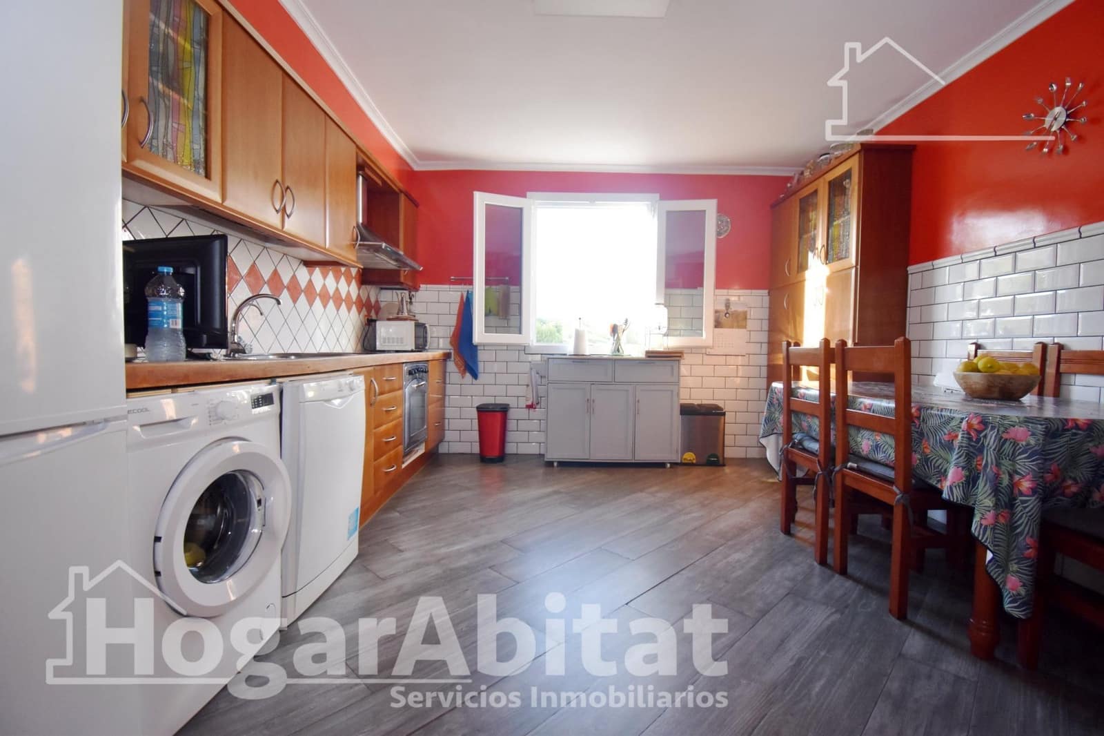 3 soverom Rekkehus til salgs i Benicassim med svømmebasseng garasje - € 349 000 (Ref: 10059220)