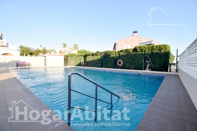 3 soverom Rekkehus til salgs i Benicàssim med svømmebasseng garasje - € 349 000 (Ref: 10059220)