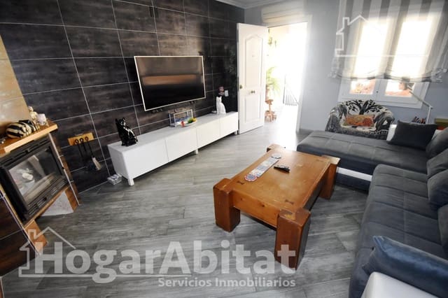 3 soverom Rekkehus til salgs i Benicàssim med svømmebasseng garasje - € 349 000 (Ref: 10059220)