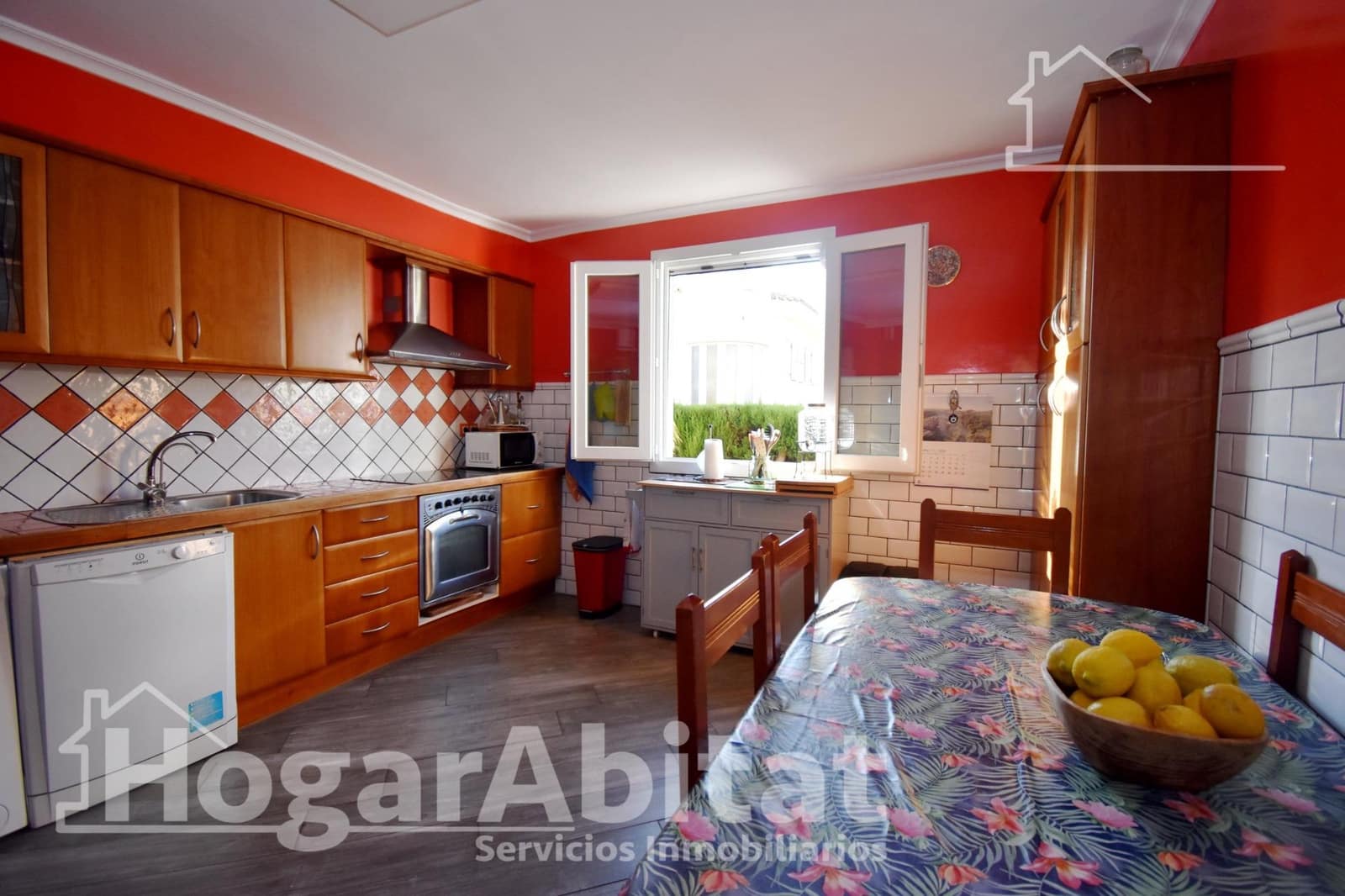 3 soverom Rekkehus til salgs i Benicassim med svømmebasseng garasje - € 349 000 (Ref: 10059220)