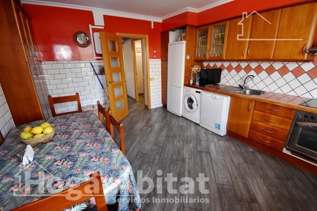 3 soverom Rekkehus til salgs i Benicàssim med svømmebasseng garasje - € 349 000 (Ref: 10059220)