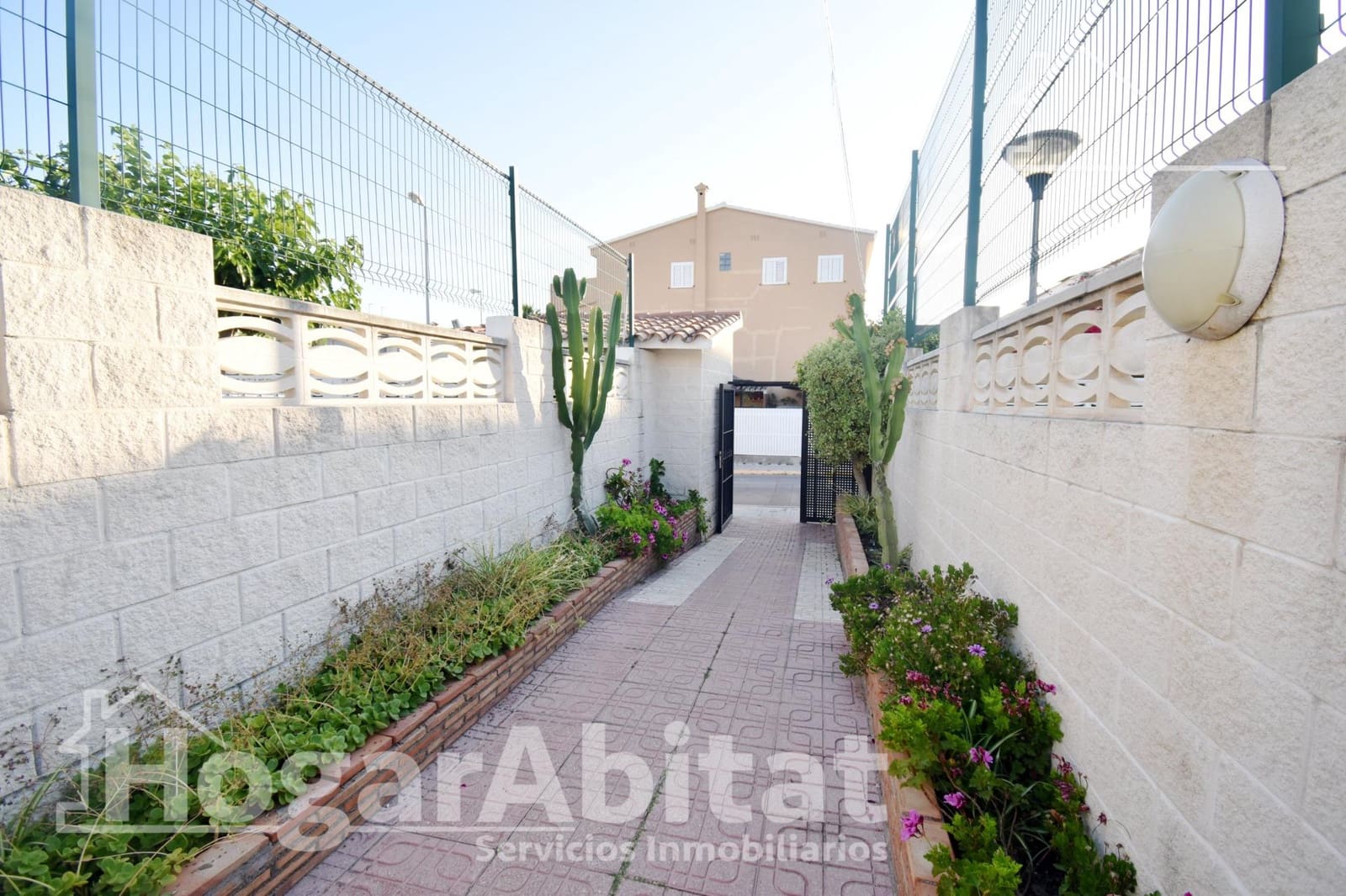 3 soverom Rekkehus til salgs i Benicassim med svømmebasseng garasje - € 349 000 (Ref: 10059220)
