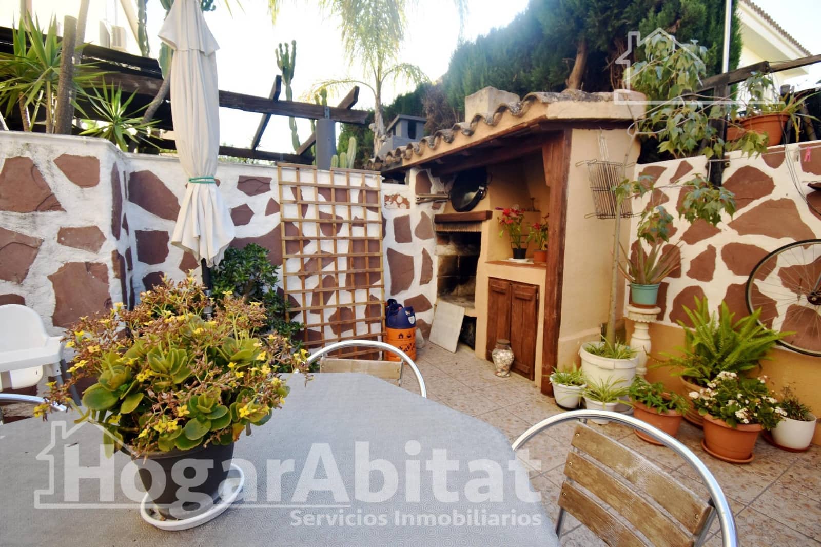 3 soverom Rekkehus til salgs i Benicassim med svømmebasseng garasje - € 349 000 (Ref: 10059220)