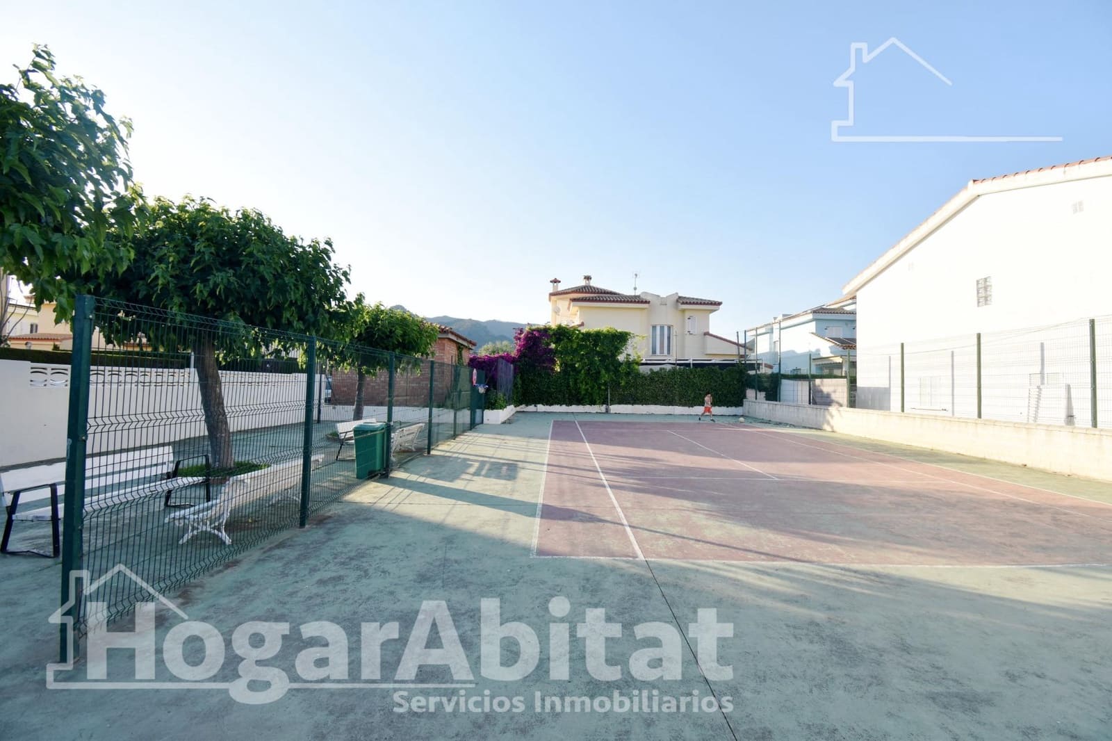 3 soverom Rekkehus til salgs i Benicassim med svømmebasseng garasje - € 349 000 (Ref: 10059220)