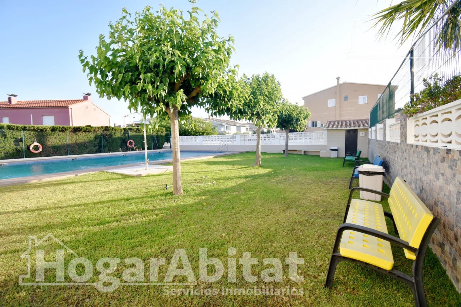 3 soverom Rekkehus til salgs i Benicassim med svømmebasseng garasje - € 349 000 (Ref: 10059220)