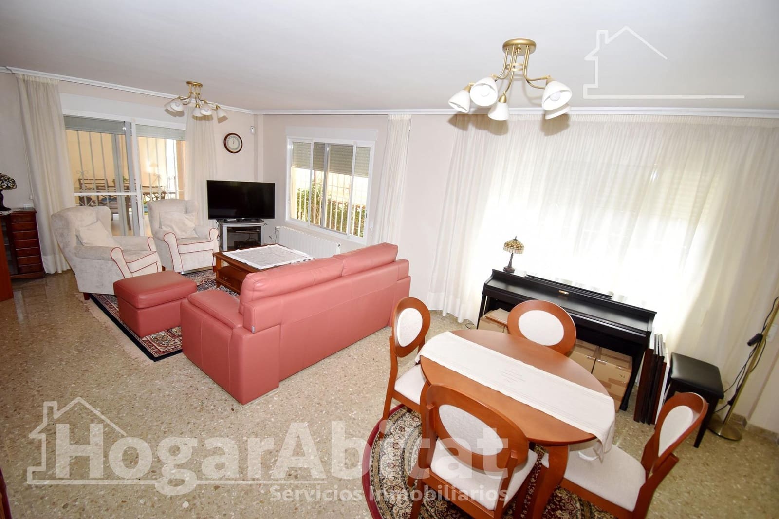 6 slaapkamer Villa te koop in Torrent met zwembad garage - € 439.000 (Ref: 10059228)