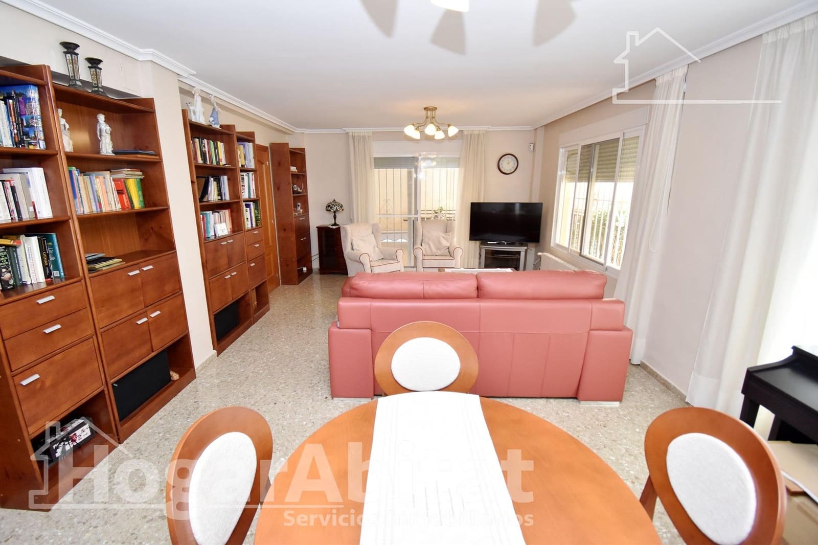 6 slaapkamer Villa te koop in Torrent met zwembad garage - € 439.000 (Ref: 10059228)