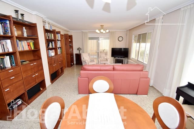 6 slaapkamer Villa te koop in Torrent met zwembad garage - € 439.000 (Ref: 10059228)