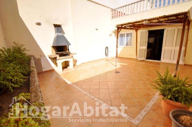 4 bedroom Townhouse for sale in Catarroja with garage - € 405,000 (Ref: 10059232)