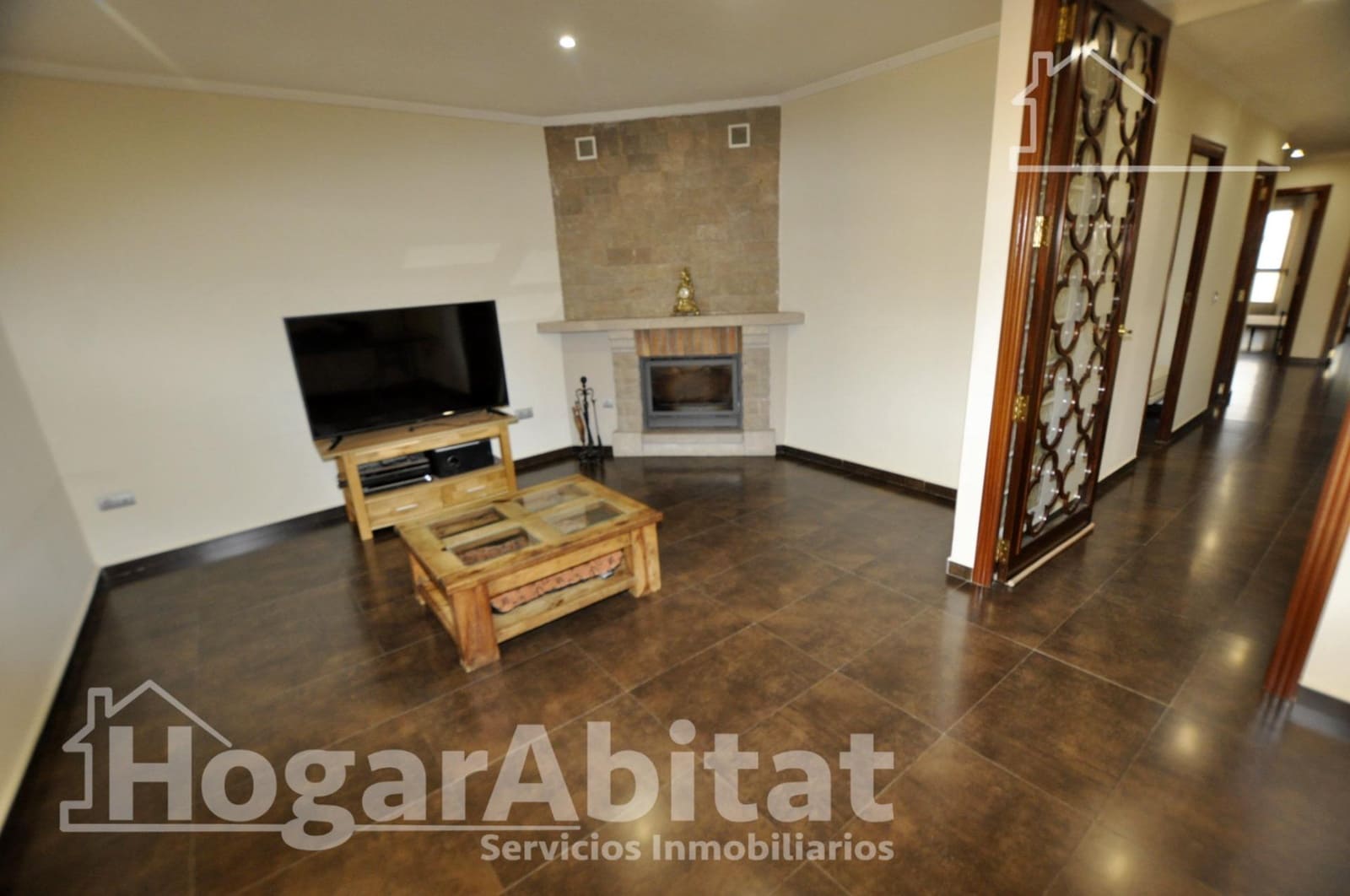 4 bedroom Townhouse for sale in Catarroja with garage - € 405,000 (Ref: 10059232)