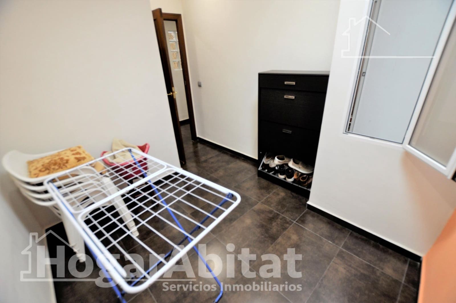 4 bedroom Townhouse for sale in Catarroja with garage - € 405,000 (Ref: 10059232)