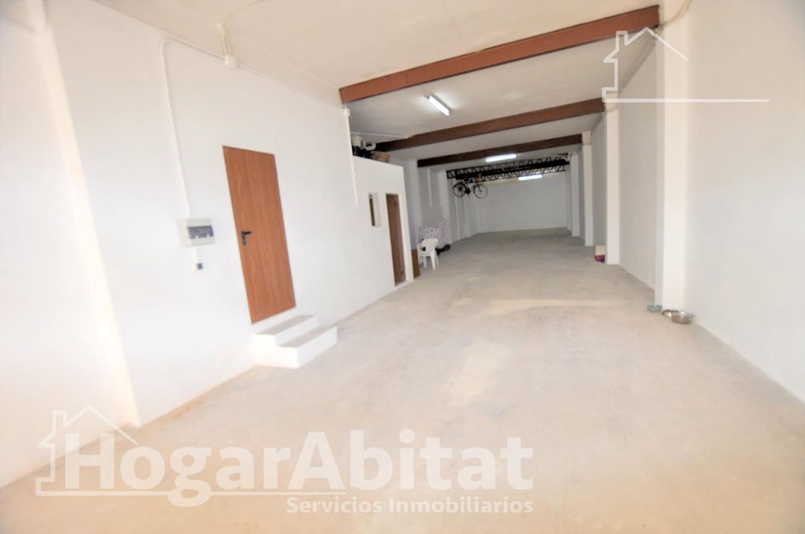 4 bedroom Townhouse for sale in Catarroja with garage - € 405,000 (Ref: 10059232)