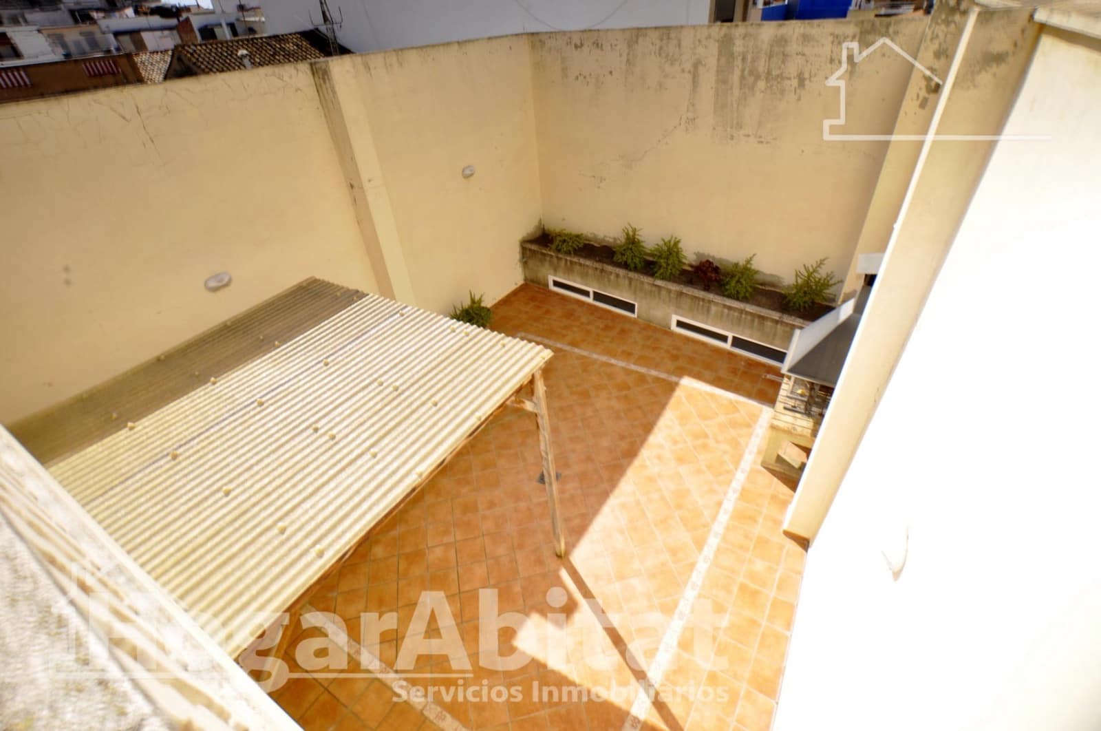 4 bedroom Townhouse for sale in Catarroja with garage - € 405,000 (Ref: 10059232)