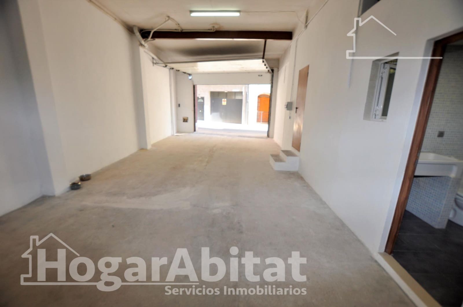 4 bedroom Townhouse for sale in Catarroja with garage - € 405,000 (Ref: 10059232)
