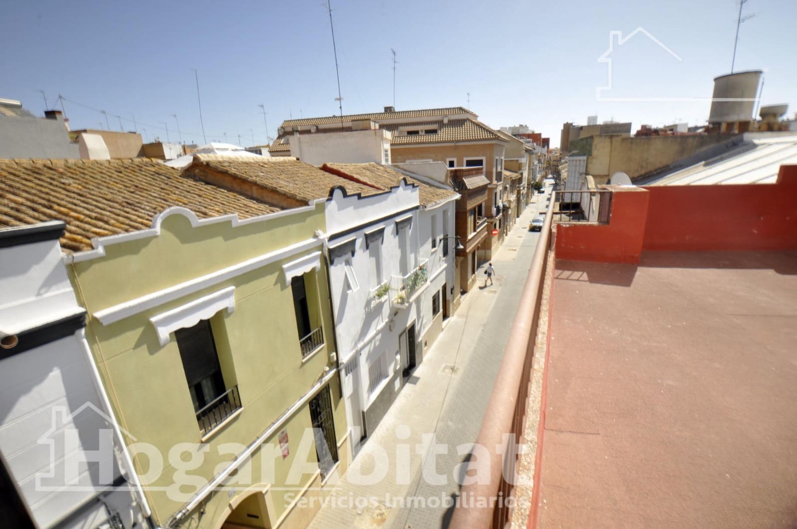 4 bedroom Townhouse for sale in Catarroja with garage - € 405,000 (Ref: 10059232)