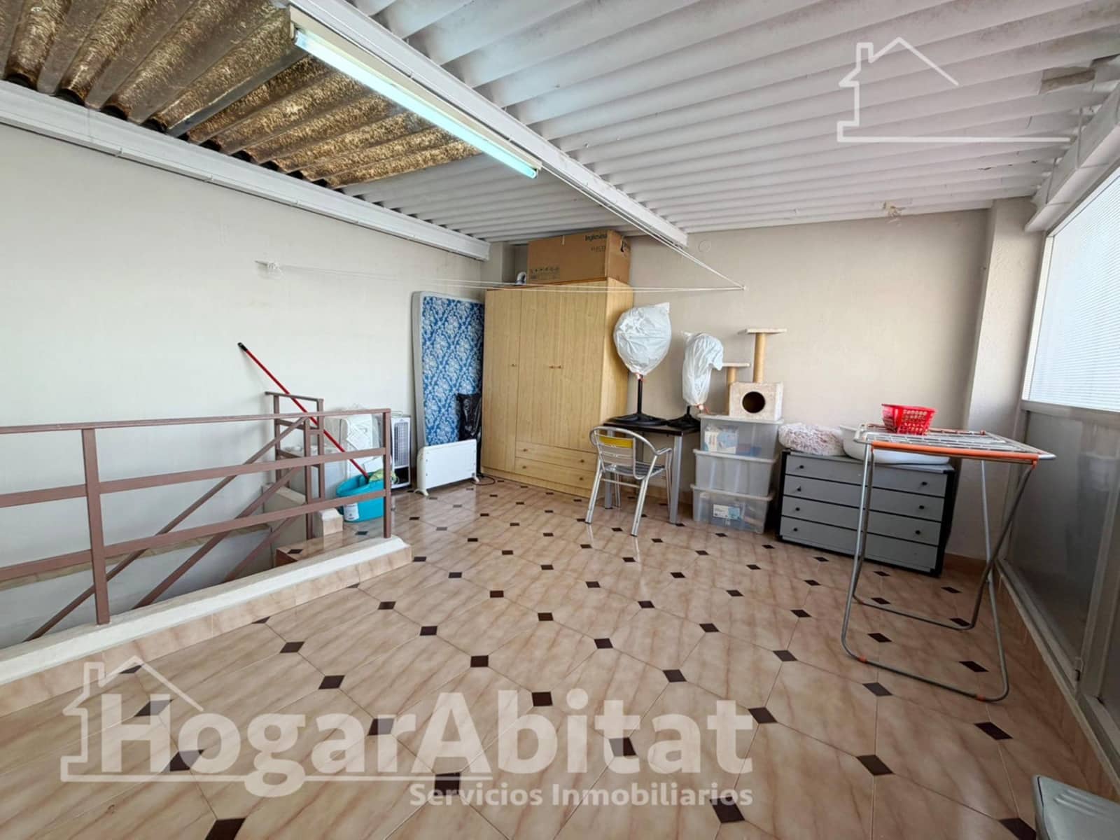 4 slaapkamer Huis te koop in Paterna met garage - € 350.000 (Ref: 10059233)