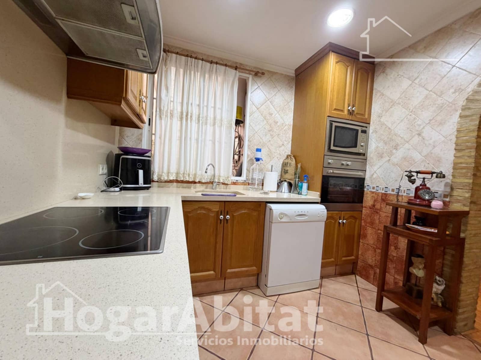 4 slaapkamer Huis te koop in Paterna met garage - € 350.000 (Ref: 10059233)