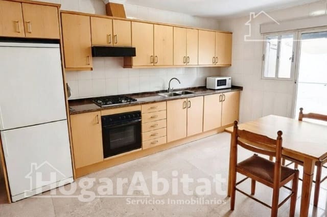 7 soveværelse Byhus til salg i Castelló de la Plana - € 229.000 (Ref: 10059234)